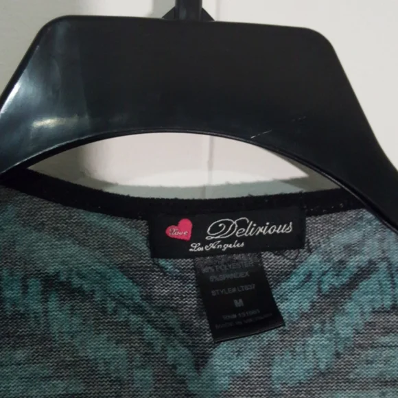 Delirious Cape - Picture 6 of 11